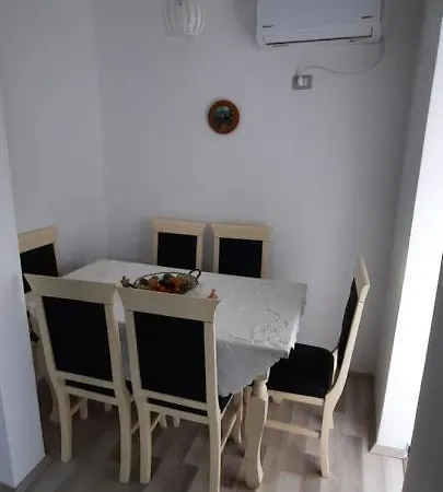Apartament Clara *